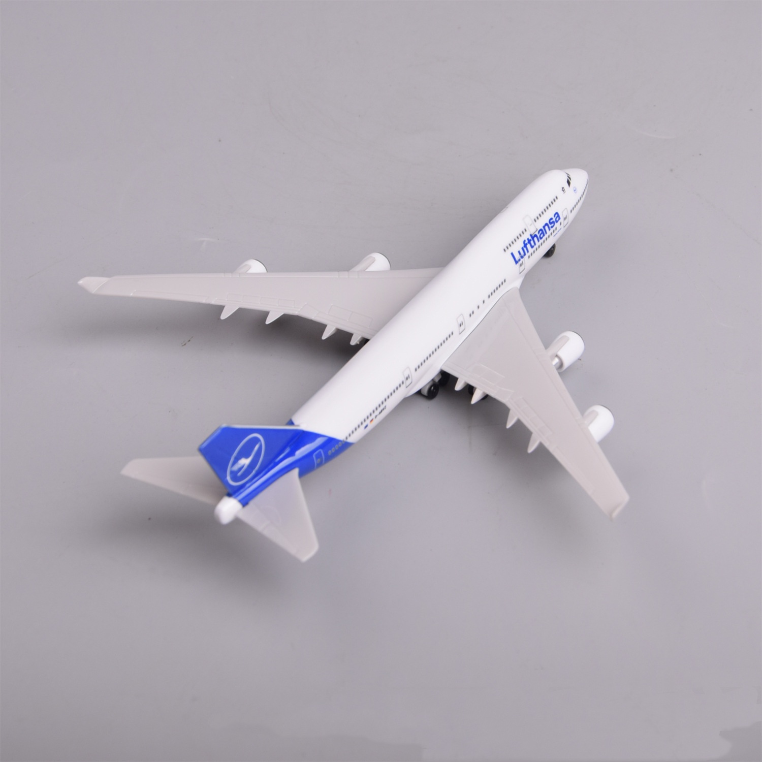 Model samolotu 20cm 747 Luftha – Model Airplane Plastic recenzja i cena