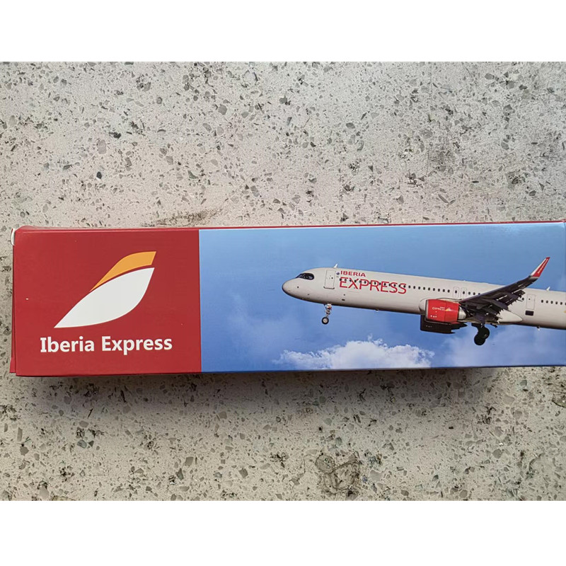 Nowy model samolotu IBERIA EXP – Model Airplane Plastic recenzja i cena